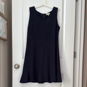 Elegant Navy Sleeveless Dress